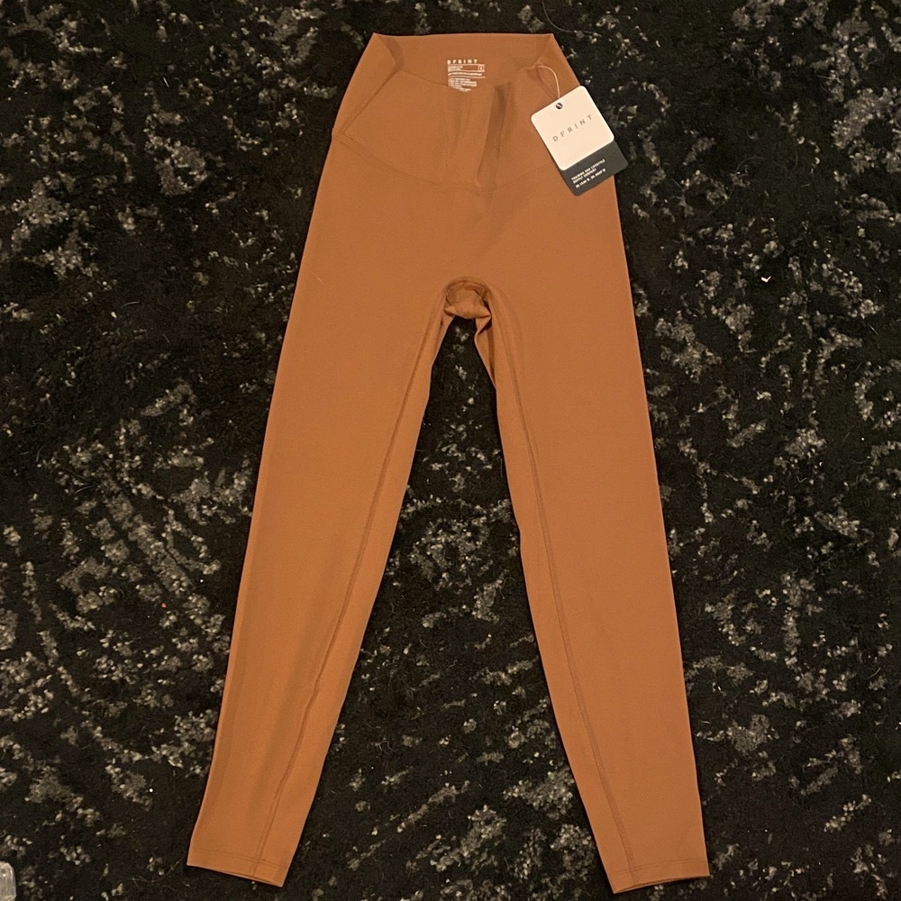 DFRINT leggings - BRAND NEW [S] Rust
